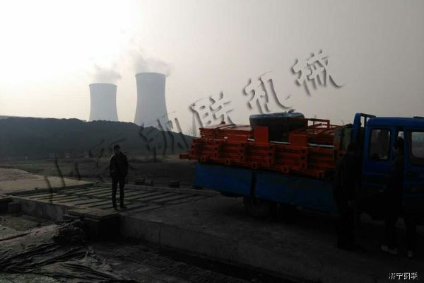我公司為山東曲阜電廠(chǎng)專(zhuān)業(yè)定制重型電廠(chǎng)專(zhuān)用工程洗輪機4.jpg