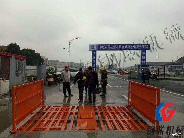 中鐵四局杭州紫金港路改造項目