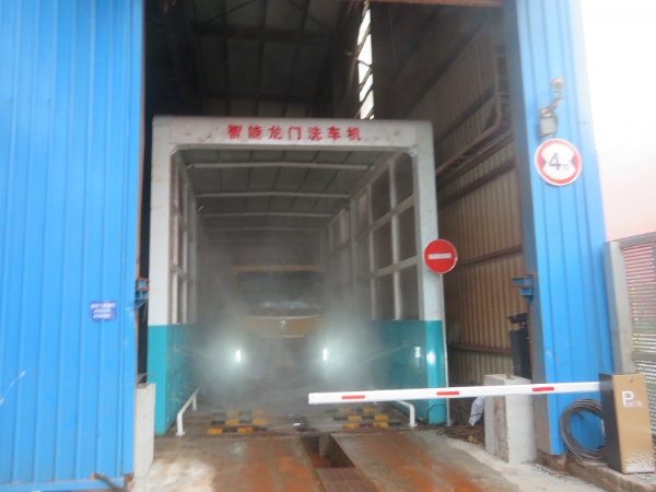 GLLM-1800龍門(mén)洗車(chē)機